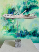 Lade das Bild in den Galerie-Viewer, Fisch "White“