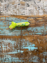 Lade das Bild in den Galerie-Viewer, Fisch "Bella" hellgrün