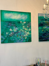 Lade das Bild in den Galerie-Viewer, GREEN EYES at the waters edge
