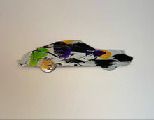 Lade das Bild in den Galerie-Viewer, Porsche racing silber schwarz gelb lila grün
